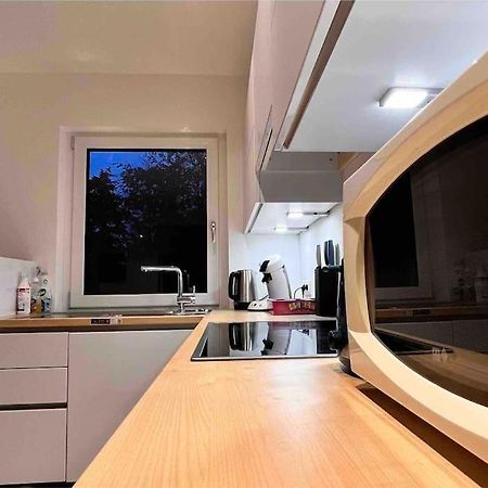 Viel Platz In Burghausen Fuer Freunde Und Familie Apartment Bagian luar foto