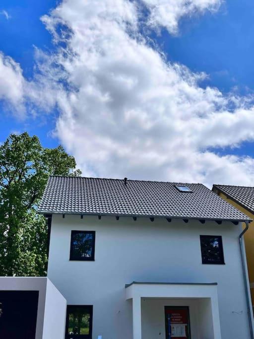 Viel Platz In Burghausen Fuer Freunde Und Familie Apartment Bagian luar foto